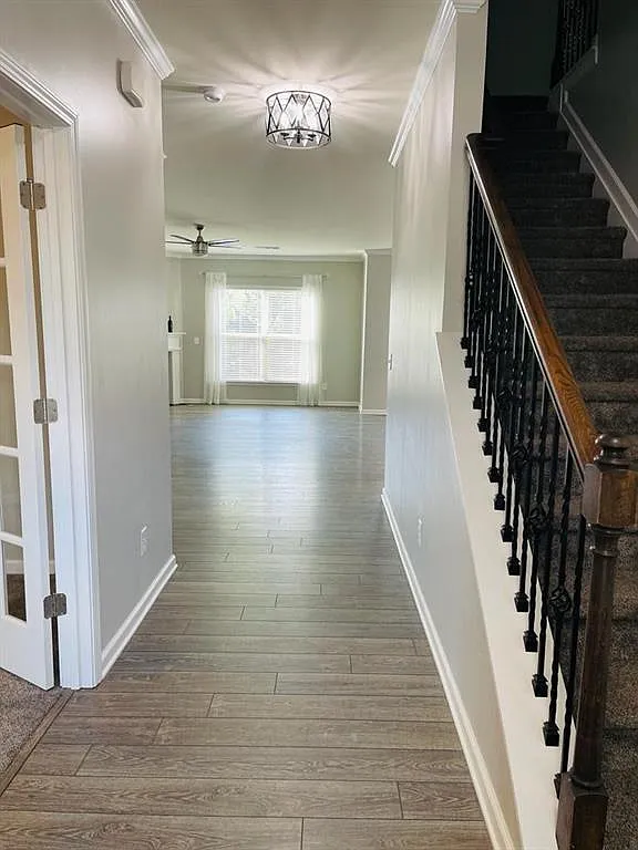 4 bed, 2.5 bath, 2609 sqft, $2,800 — Photo 4