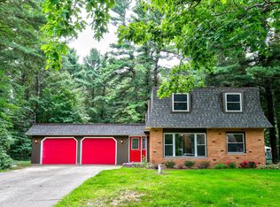 3345 Elderwood Ave, Holland, MI 49424