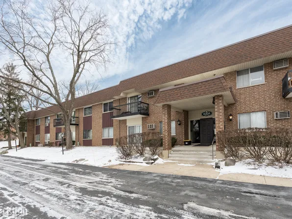 8305 Route 53 APT A10, Woodridge, IL 60517