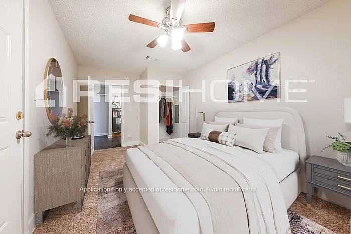 1913 Red Cloud Dr — Photo 6