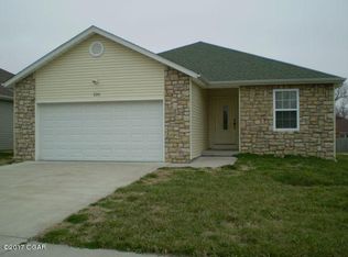 226 N Mina Ave, Joplin, MO 64801