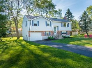 26 Lavalley Ln, Newburyport, MA 01950