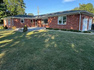 9008 Haviland Ave, Hurstbourne Acres, KY 40220