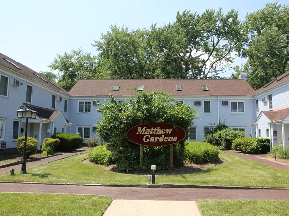 610C Grand Ave #C, Leonia, NJ 07605