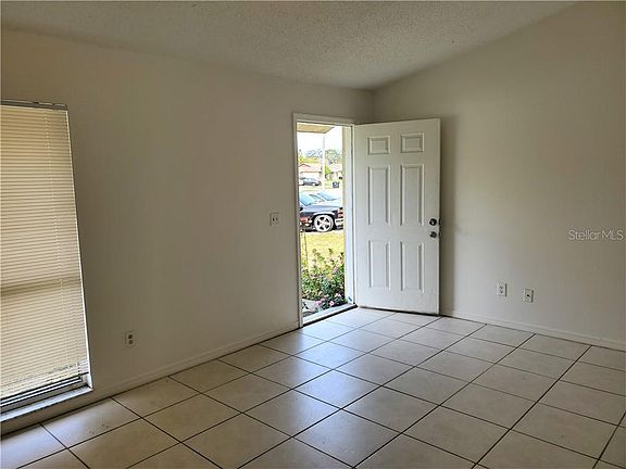 3rd image of 12321 Antonio Cir