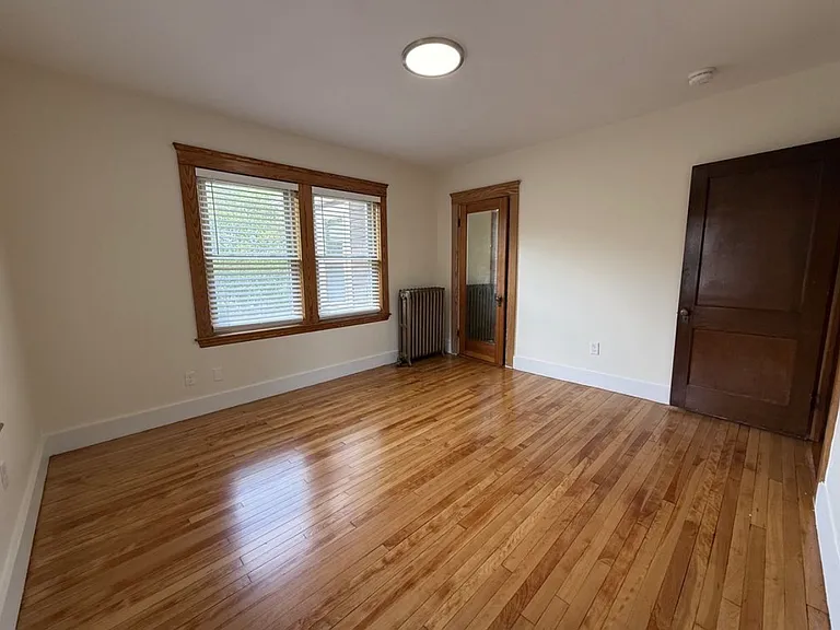 585 High St #2 — Photo 9