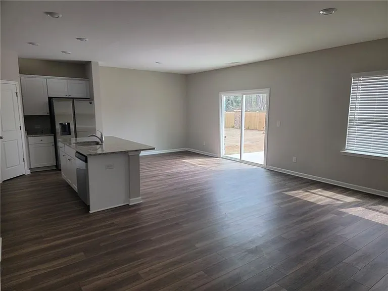 4217 Waxwing St — Photo 5