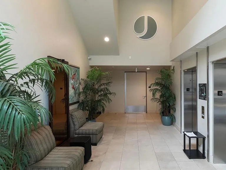 1511 Jefferson St #113 — Photo 17