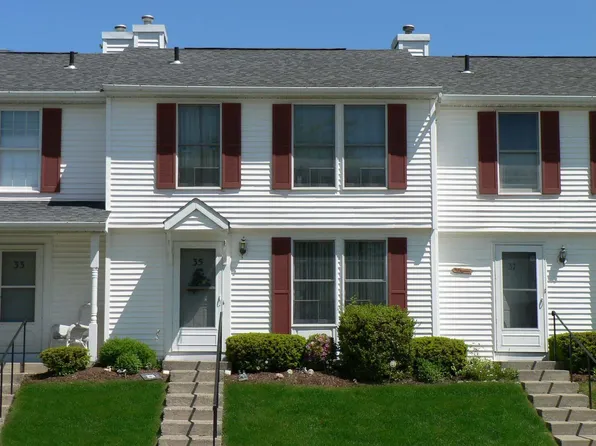 35 Liberty Ln #316, Franklin, NJ 07416