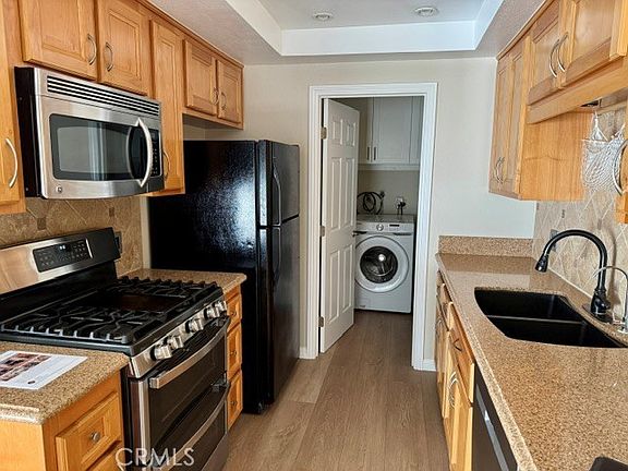 2nd image of 6537 Woodburn Ln