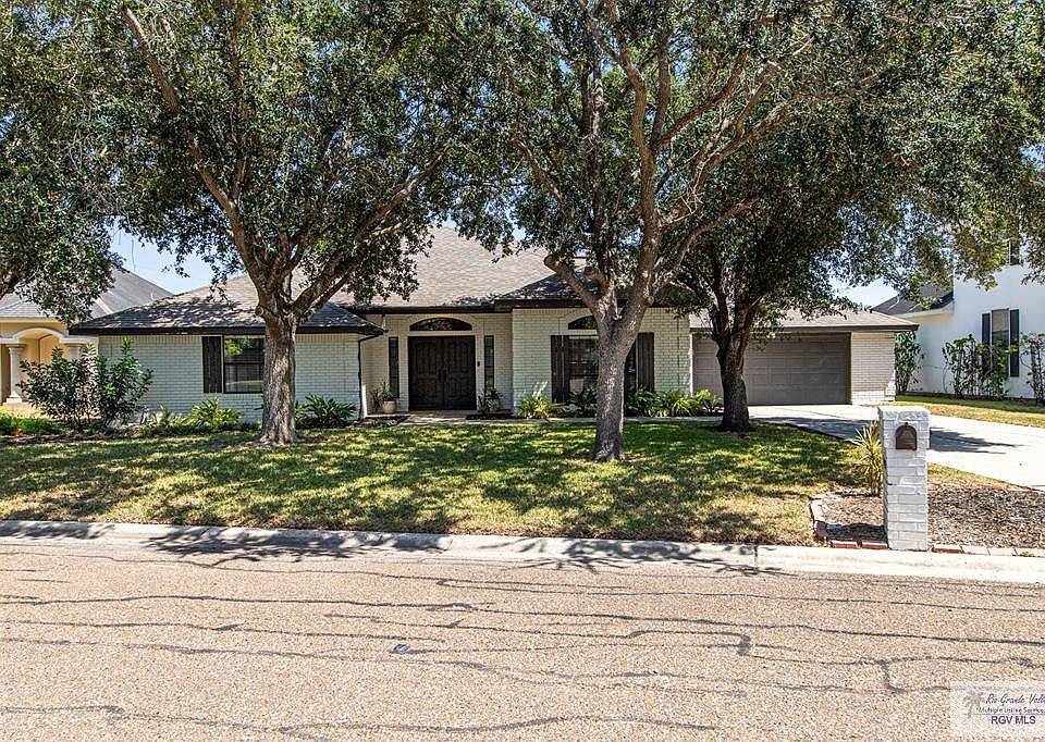 1st image of 3417 Oakmont Dr