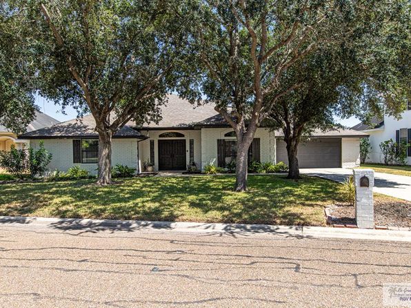 3417 Oakmont Dr