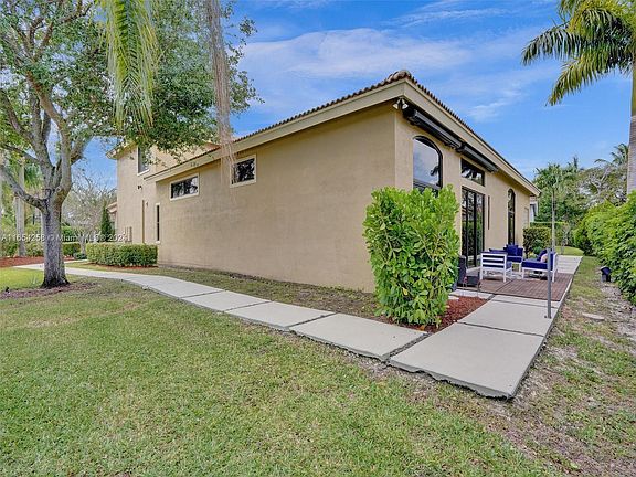 5th image of 303 NW 119th Dr #0