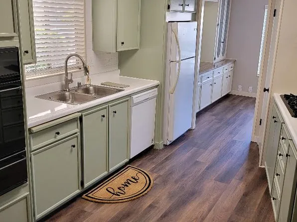 18 Gitana Ave, Camarillo, CA 93012