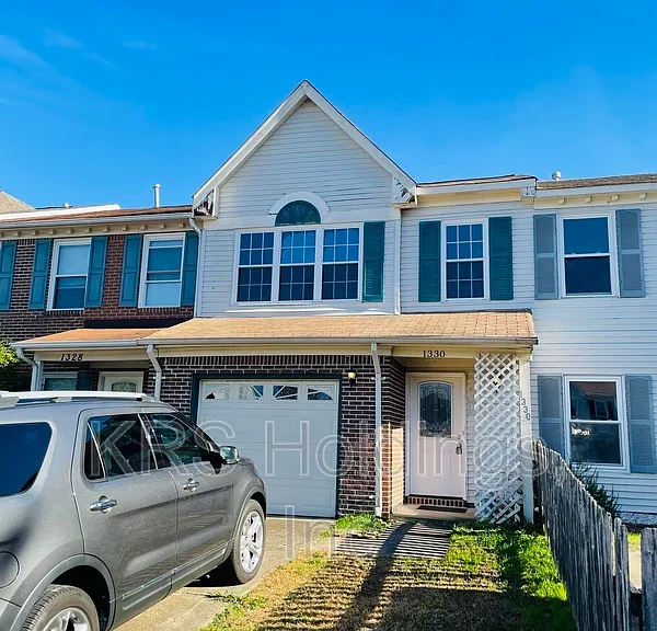 1330 Rica Ct — Photo 1