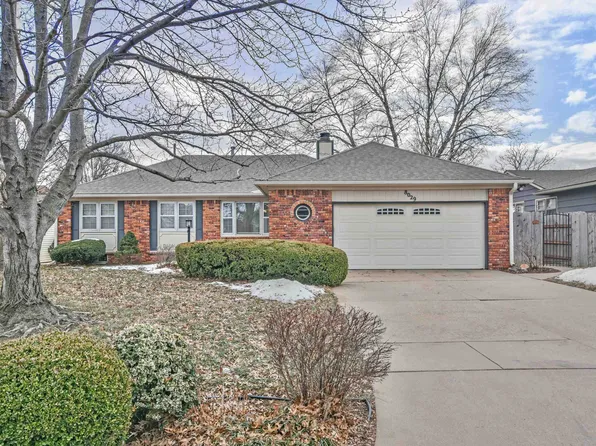 8029 E Watson Ln, Wichita, KS 67207
