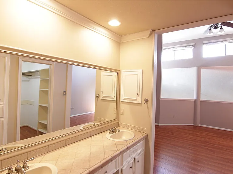 2602 Rice Blvd — Photo 16