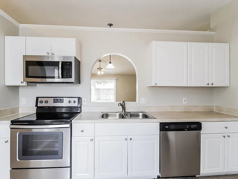 4313 Iveyglen Ave — Photo 6
