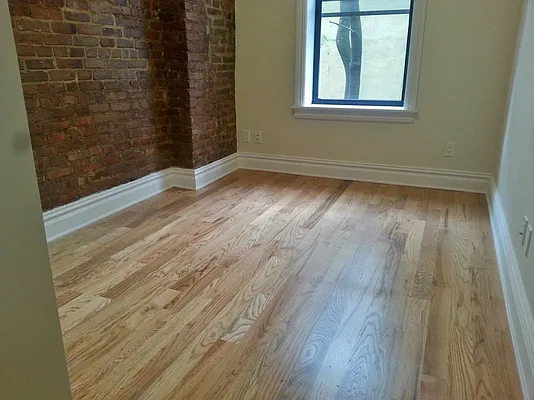 Rented by EXR | media 26