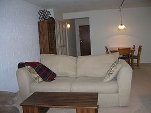 3rd image of 3854 S Parkway Dr APT 3C