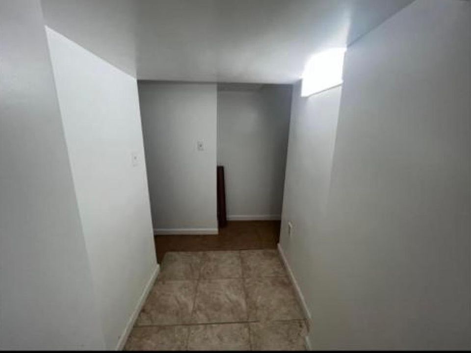 1st image of 1374 Blossom St Floor 1