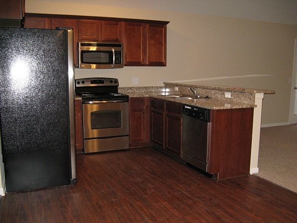 1st image of 49352 E Woods Dr