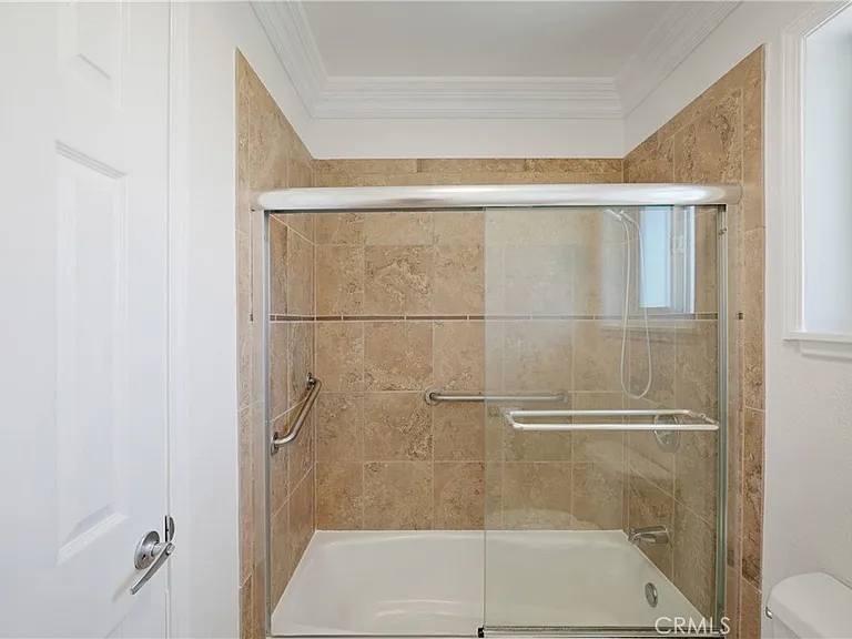 19868 Piccadilly Ln — Photo 23