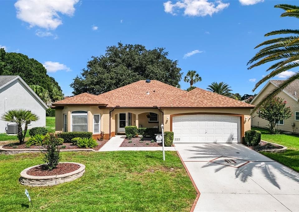 1st image of 1042 SOLEDAD WAY