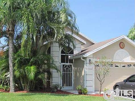 2nd image of 760 NW Waterlily Pl