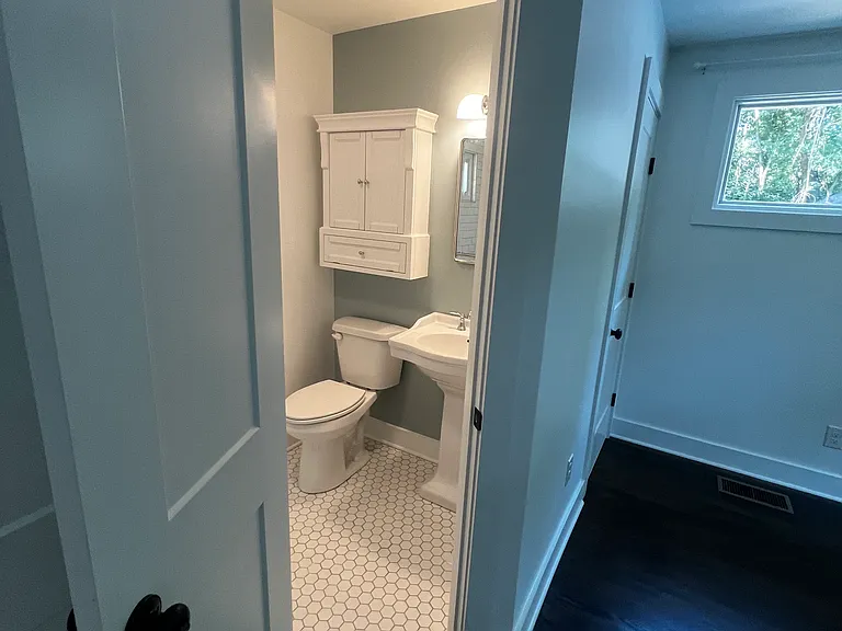 Bedroom 1 Bath