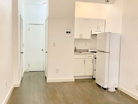 2nd image of 317 W 29th St APT 1A