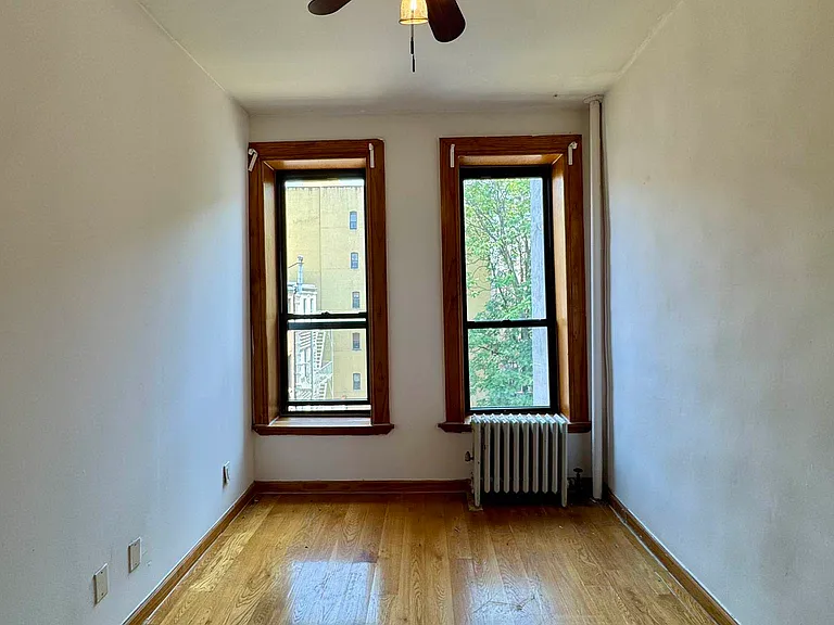 2250 1st Ave #4S — Photo 26