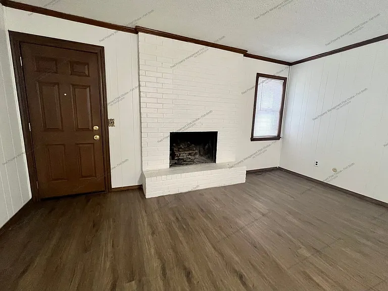 102 Beta Cir — Photo 5
