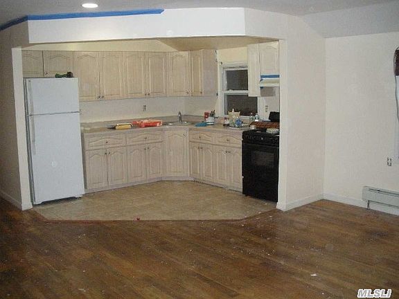 2nd image of 15023 121st Ave