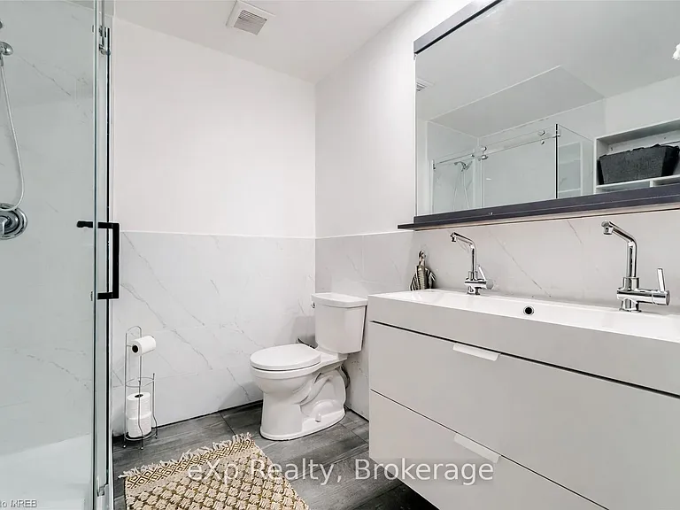 332 Scottsdale Dr — Photo 5