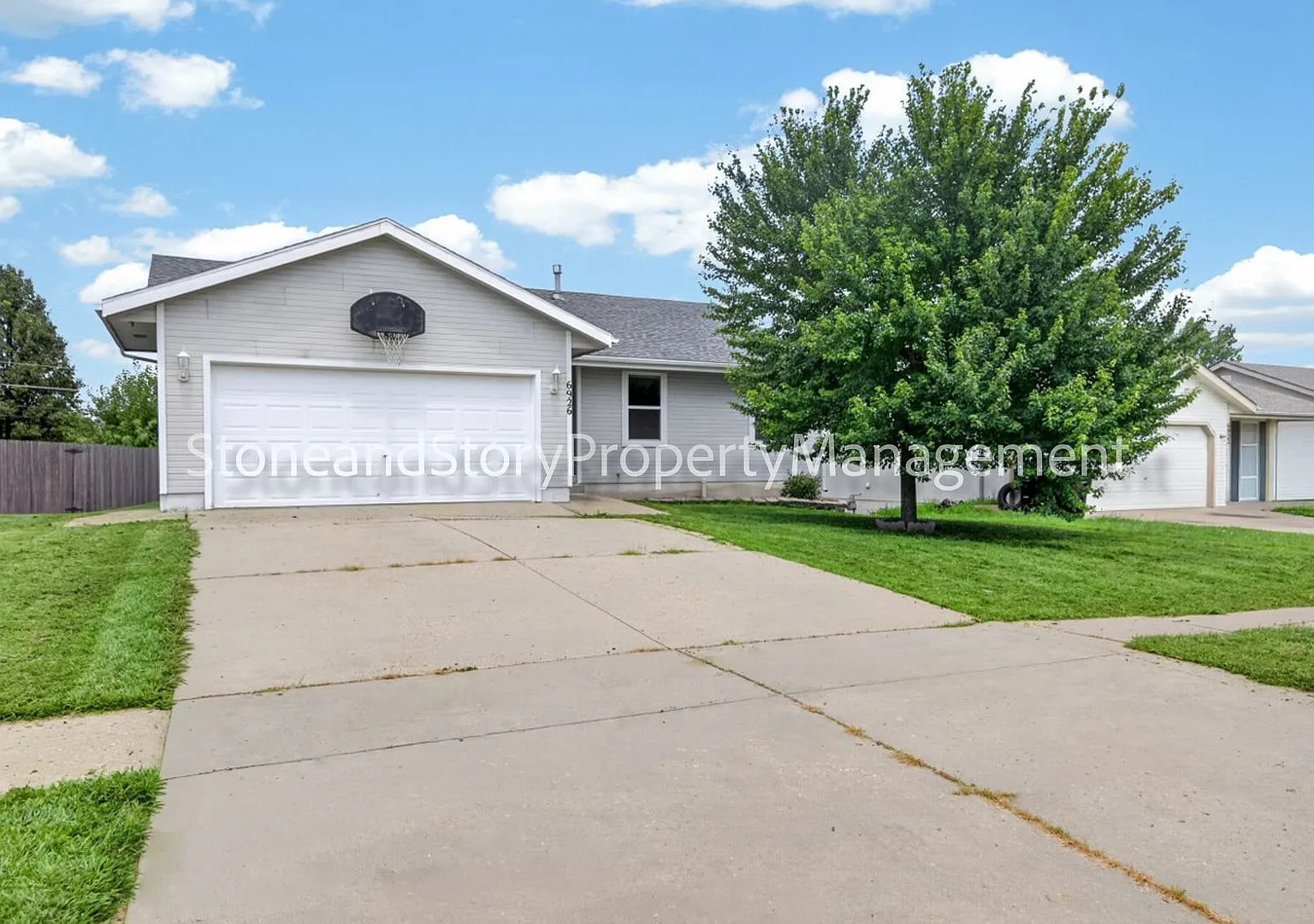 4 bedroom 3 bath in Washburn Rural School District — Photo 1