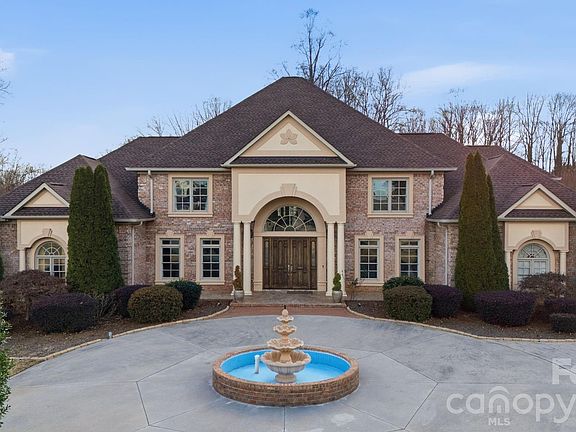 4th image of 450 Beaver Creek Rd #14