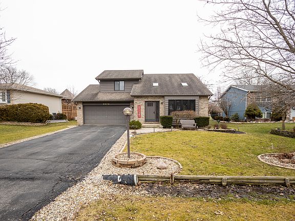 2nd image of 3079 Parkwood Pl
