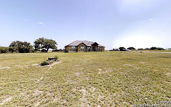 2nd image of 1579 County Road 7711