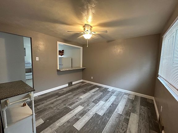 5th image of 3094 Loma Dr