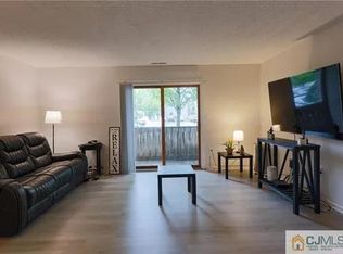 701 Ravens Crest Dr, Plainsboro, NJ 08536