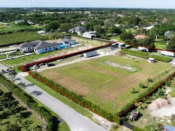 24200 SW 209th Pl, Homestead, FL 33031