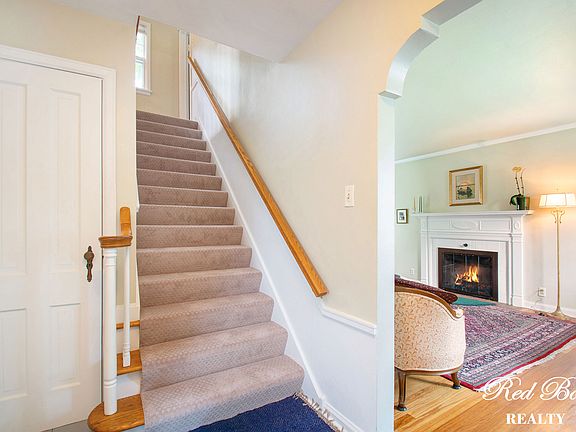 5th image of 1242 E Lasalle Ave