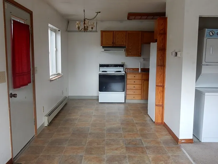 1514 Lynden Way #B — Photo 8