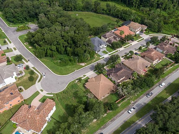 2nd image of 572 SANCTUARY GOLF PLACE