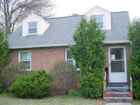 46 Bentley St, Springfield, MA 01108