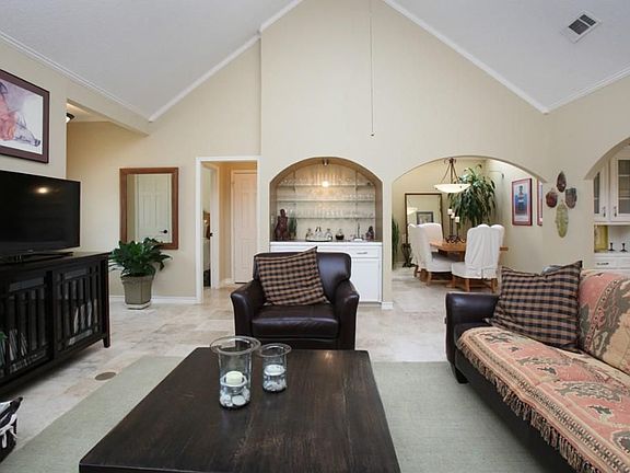 4th image of 6047 Willow Wood Ln