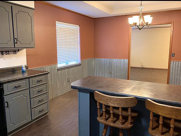 5th image of 2865 Briarwood Dr