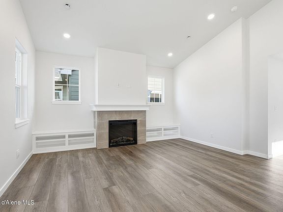 4th image of 3580 N Leighton St