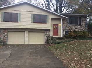 1302 Dupwe Dr, Jonesboro, AR 72401